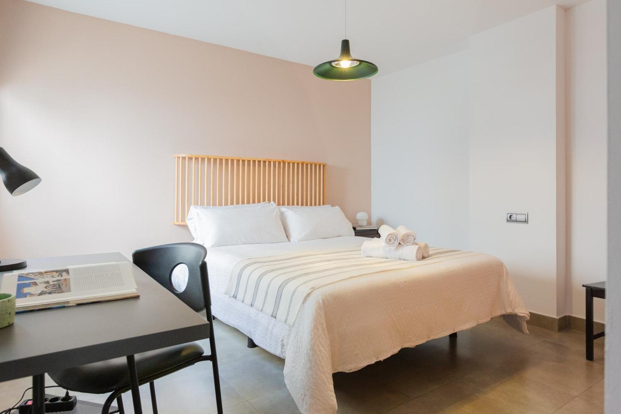 Hi Urban Malaga Centro Apartment Bagian luar foto